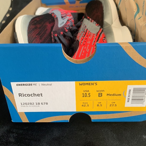 Brooks women shoes. Size 10.5, new , comfy. Pink/silver/black. They’re a steal. - Picture 11 of 11